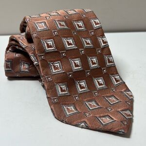 Ermenegildo Zegna Textured 100% Silk Elegant Brown Geometric Patterned Tie Italy